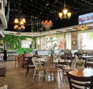 Planning a Private Dinner in Miramar? Here’s Why Amici Trattoria Is the Top Choice for Events